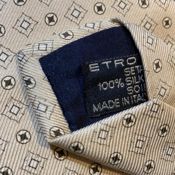 ETRO 100% Silk Tie Made in Italy - Picture 7 of 9